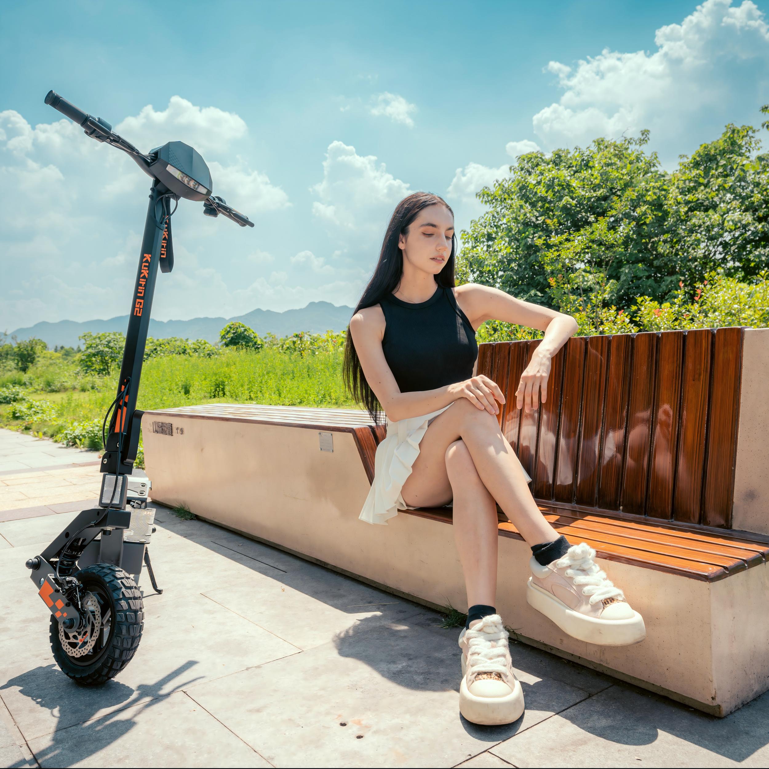 KuKirin G2 48V 15.6Ah Powerful Battey, 800W Motor Electric Scooter Kukirin