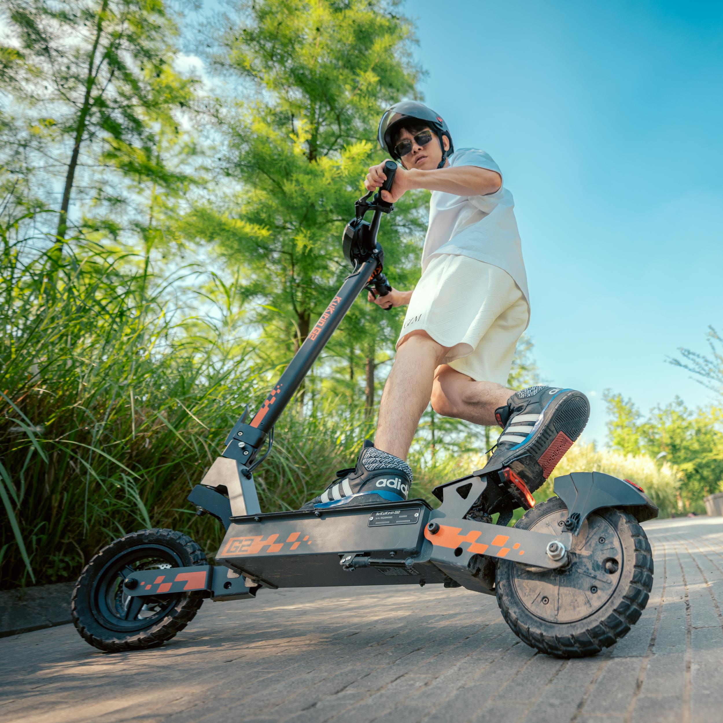 KuKirin G2 48V 15.6Ah Powerful Battey, 800W Motor Electric Scooter Kukirin
